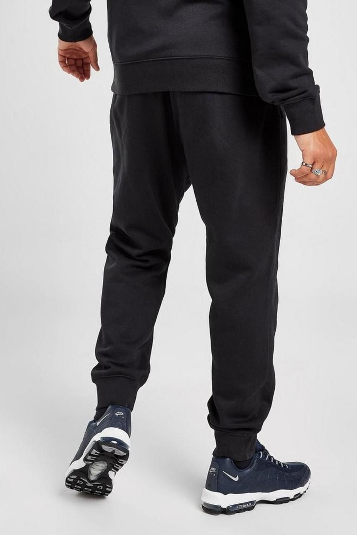 Foundation nike joggers shop