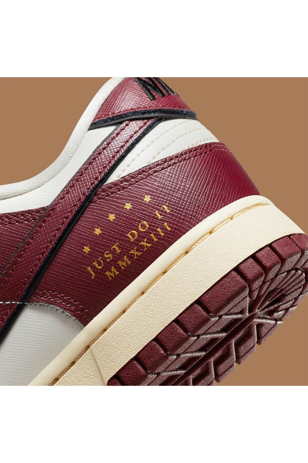 Nike-Dunk Low Se Just Do It Sail Team Red 4