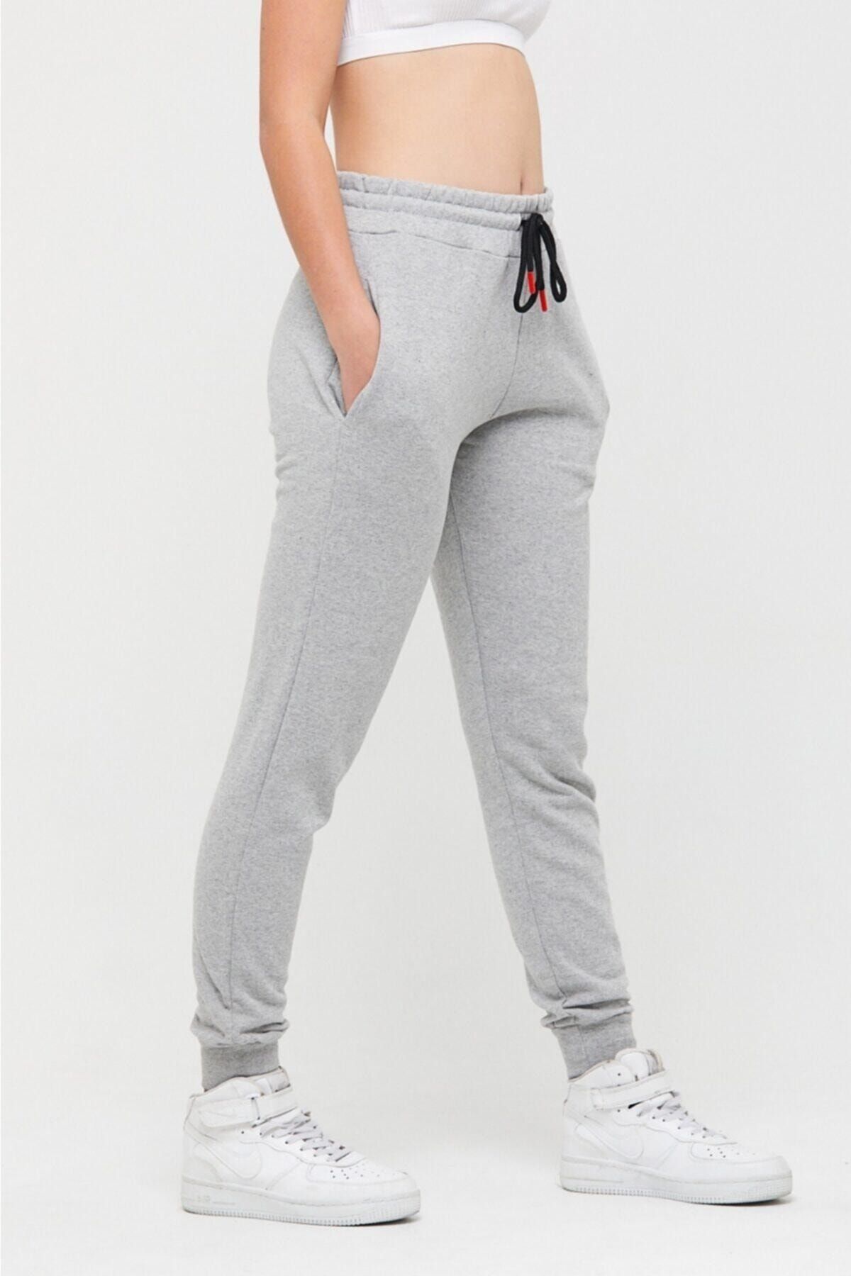 İnsane Minds-Women's Light Gray Slim Fit Tracksuit with Elastic Legs 2