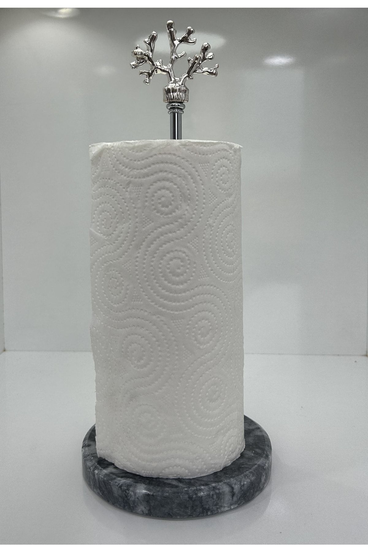 Decorative paper shop towels for bathroom