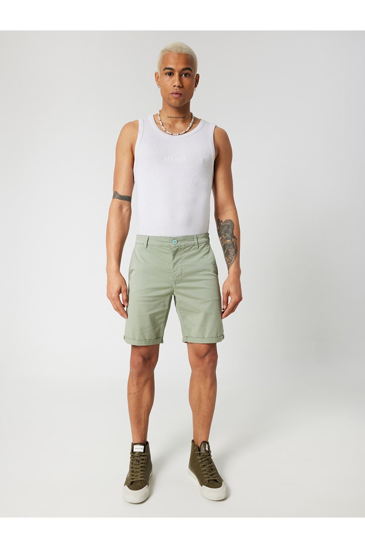 Loft best sale cargo shorts