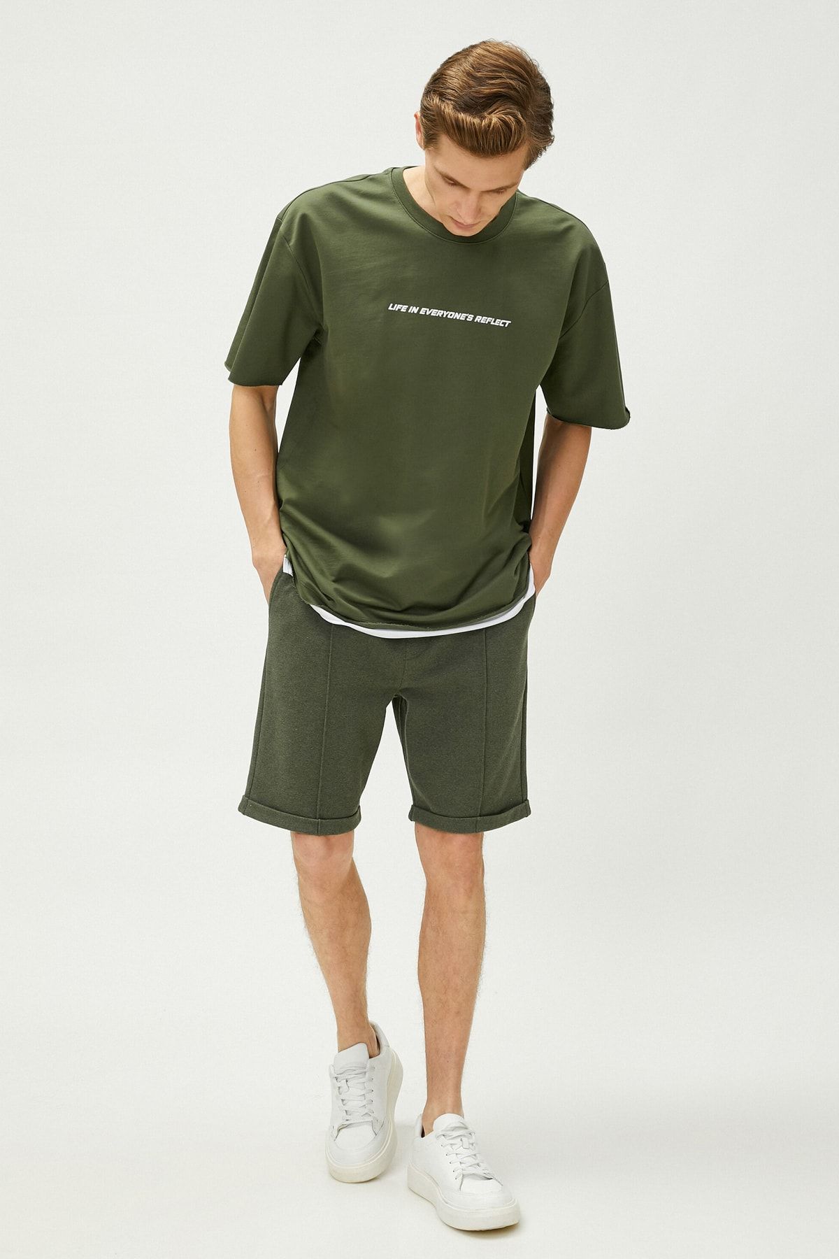 Koton Shorts Khaki Mittlerer Bund