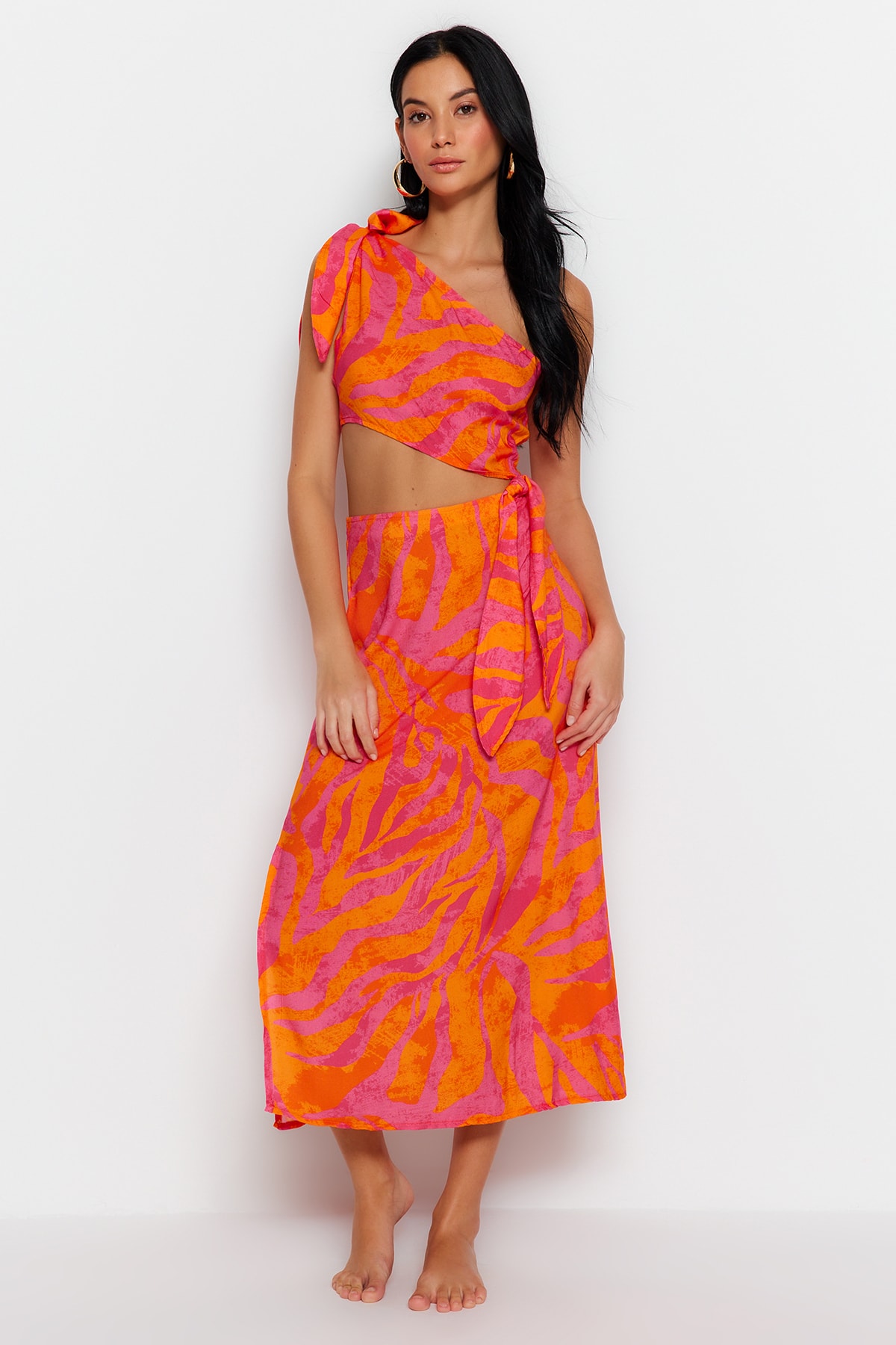 Trendyol Collection Kleid Mehrfarbig Basic