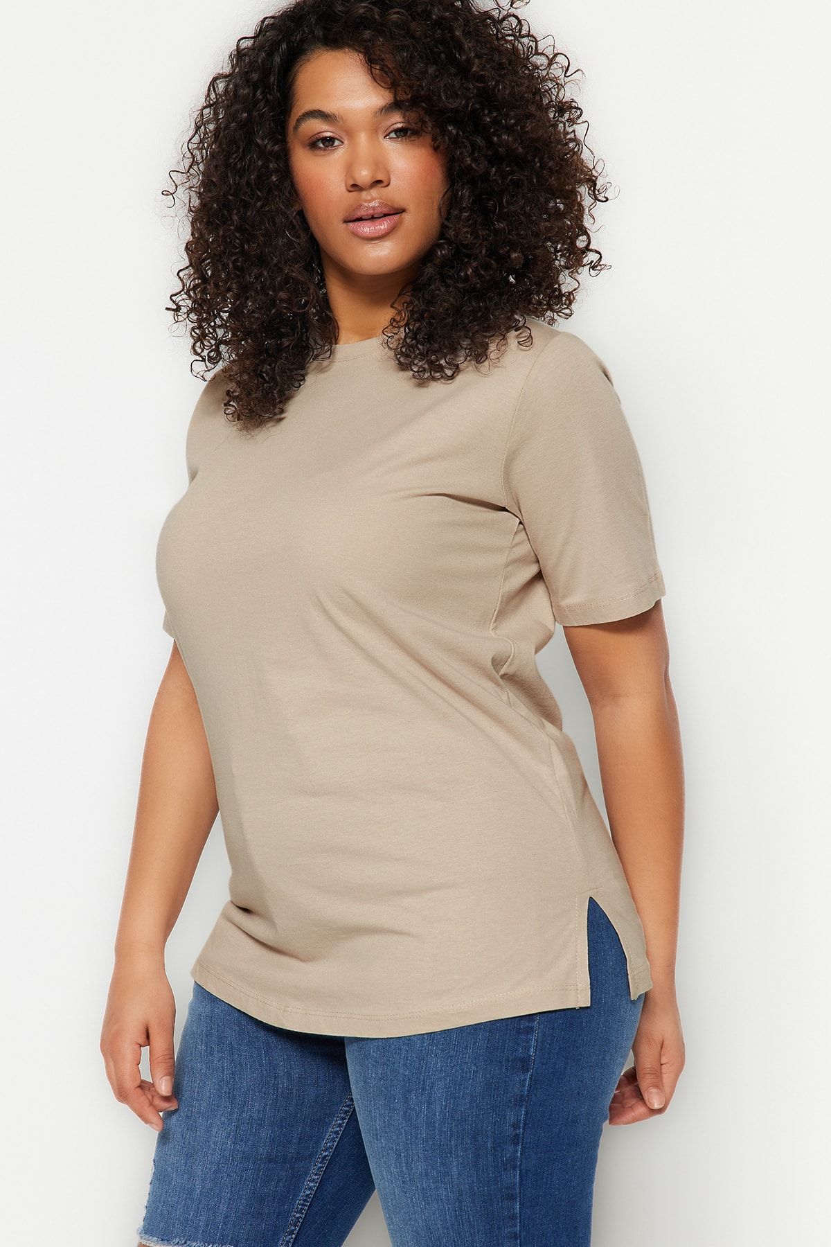 Trendyol Curve Koszulka Z Okrągłym Dekoltem I Rozcięciem W Kolorze Taupe Petrol, Wykonana W 100% Z Bawełny - Kobieta - 6XL