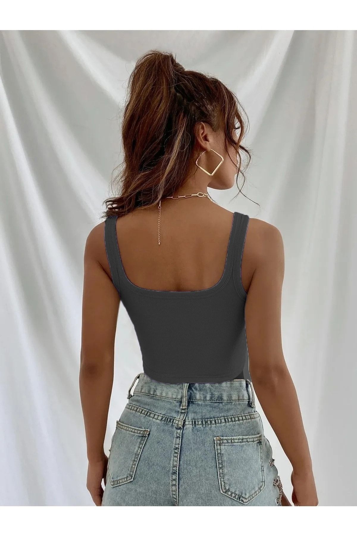 Grey spaghetti strap crop outlet top