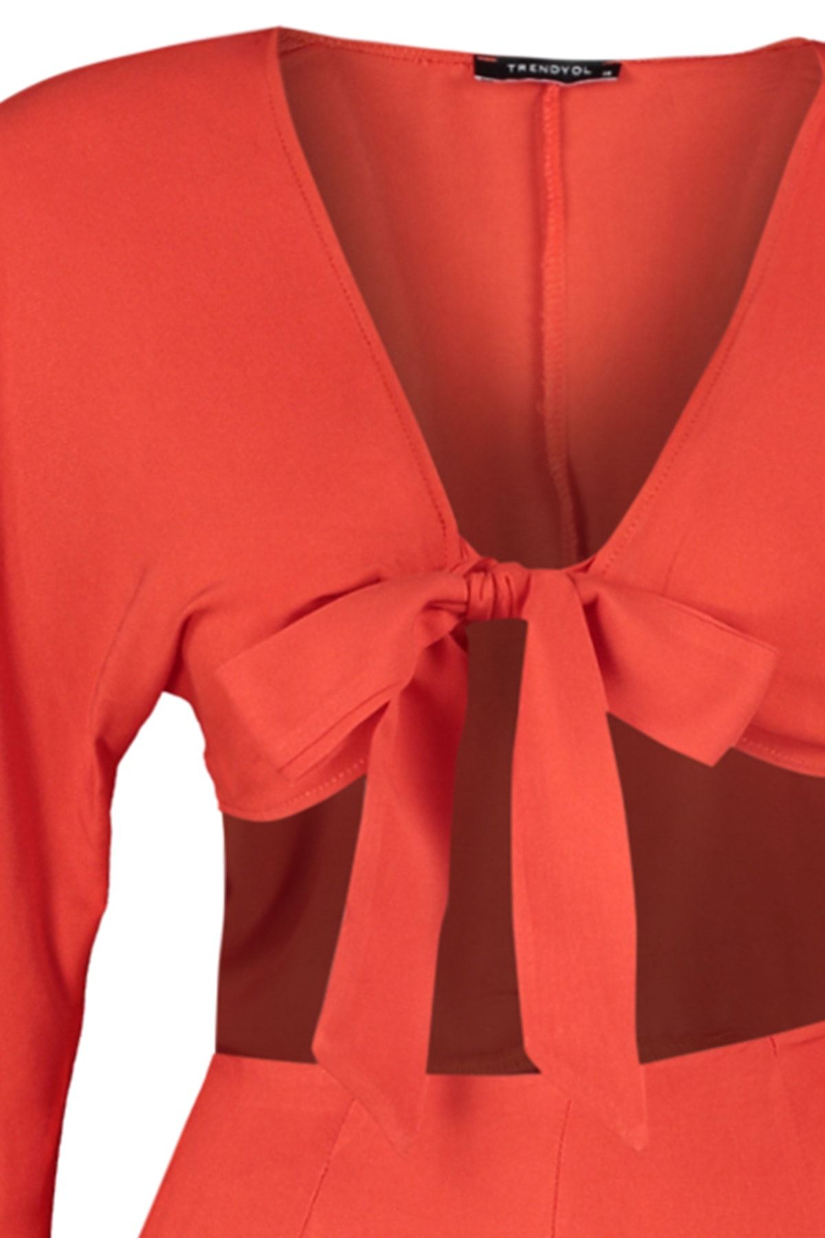Trendyol Collection-Strand-Set aus gewebter Bluse und Shorts mit roten Rüschen – TBESS23AU00128 18