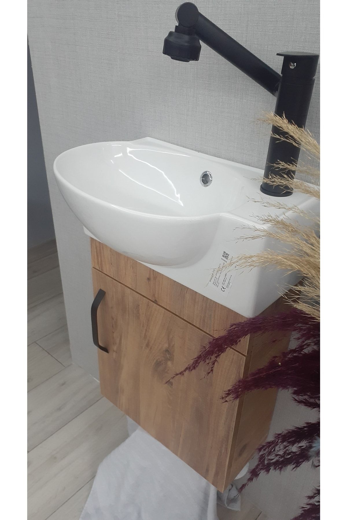 TURKUAZSERAMİK Turkuaz Banyo Ve Tuvalet Mini Köşe Lavabo 28*45 cm Fiyatı,  Yorumları - Trendyol