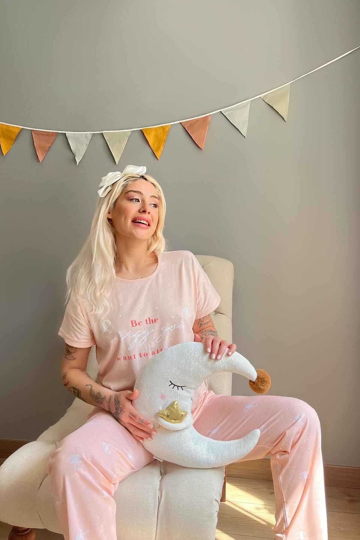 Saffron barker online pyjamas