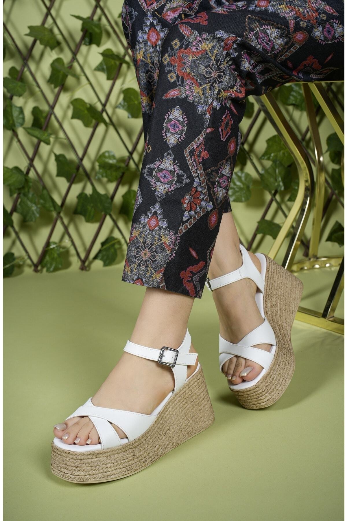 Riccon Sandals: Trending Now On Trendyol - cntsvpj