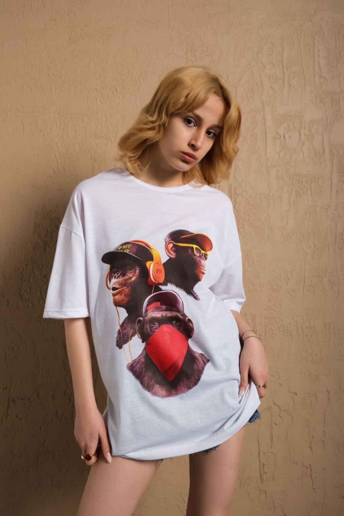 Maskeli Maymun Baskılı Oversize %100 Pamuk Beyaz T-shirt