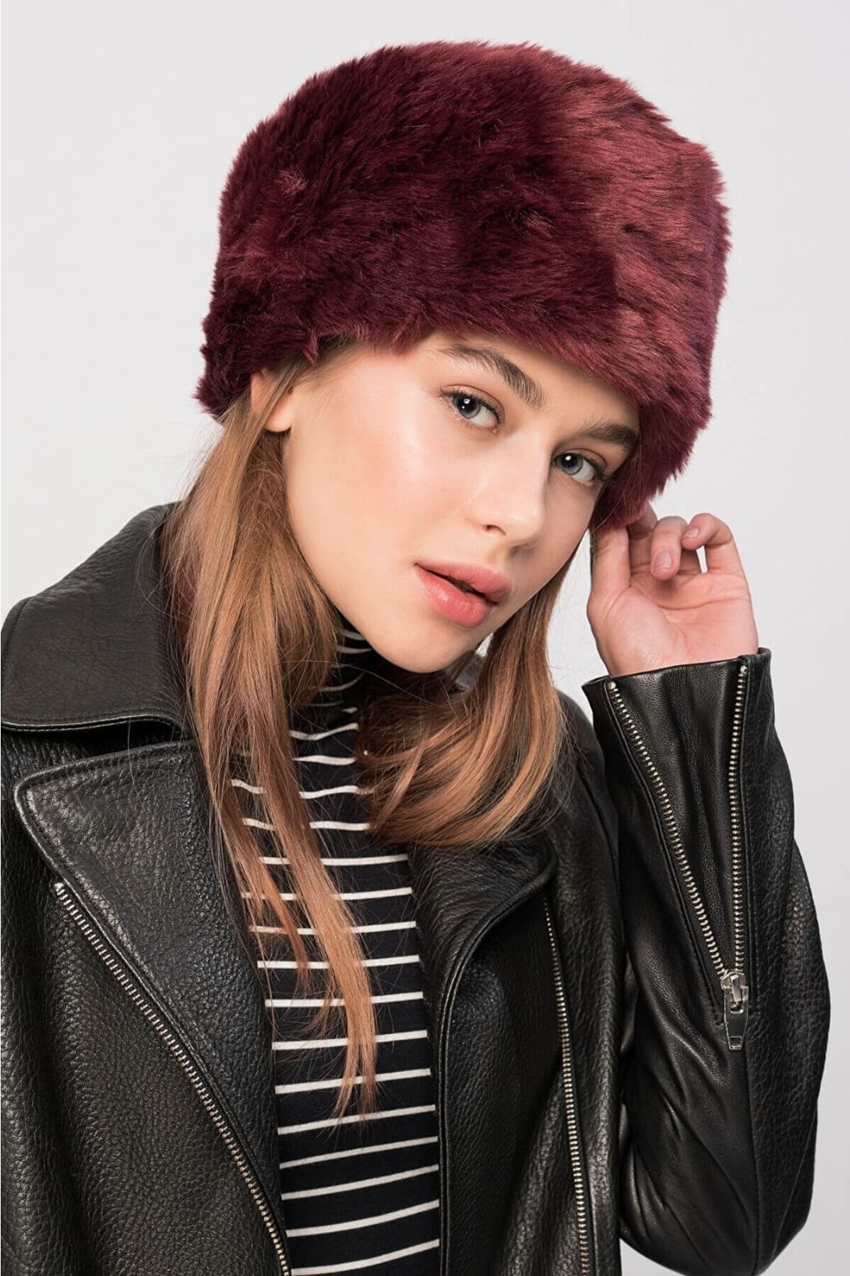 Mood Agenda Women s Faux Fur Kalpak Hat