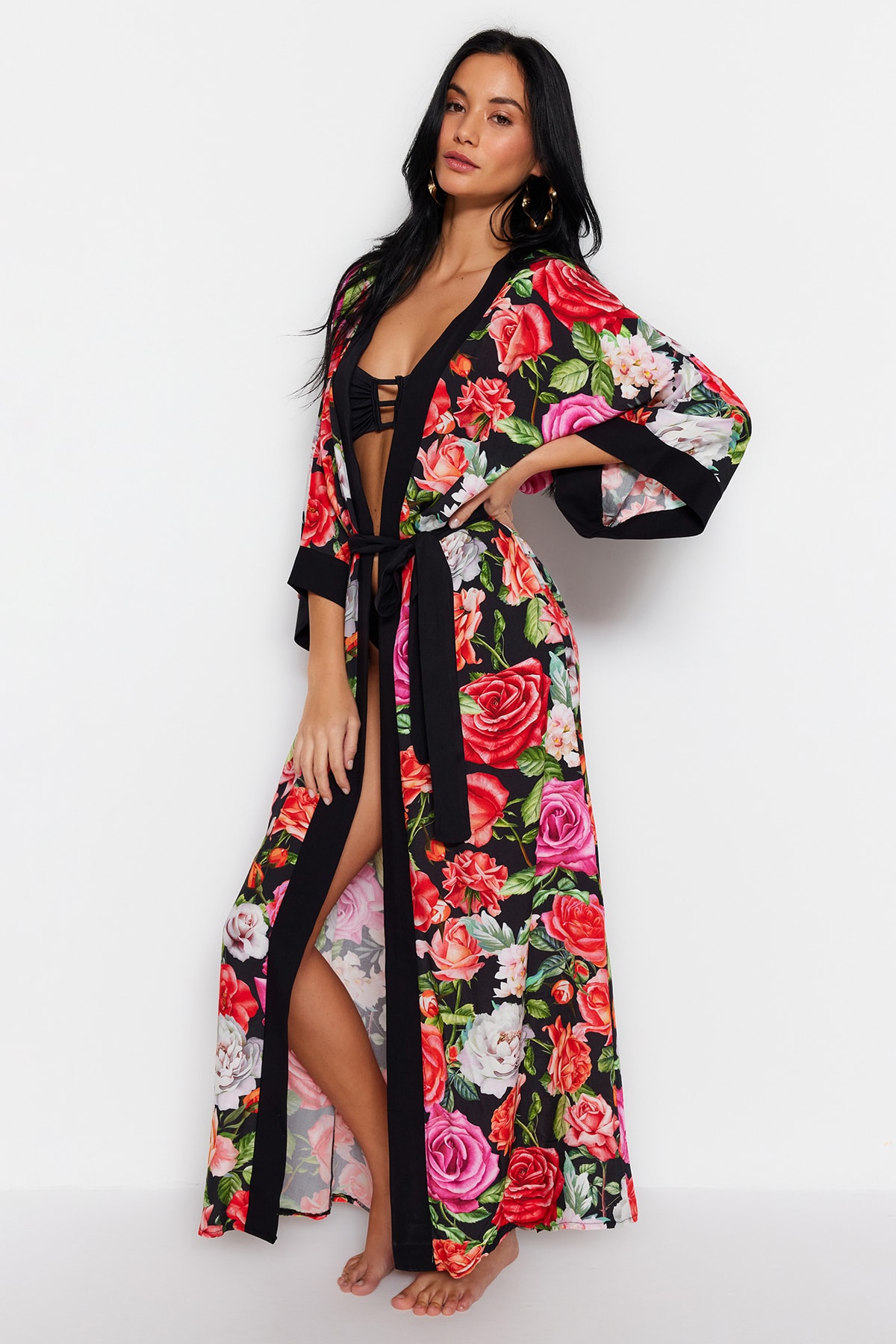 Trendyol Collection Kimono & Kaftan Schwarz Relaxed Fit Fast ausverkauft