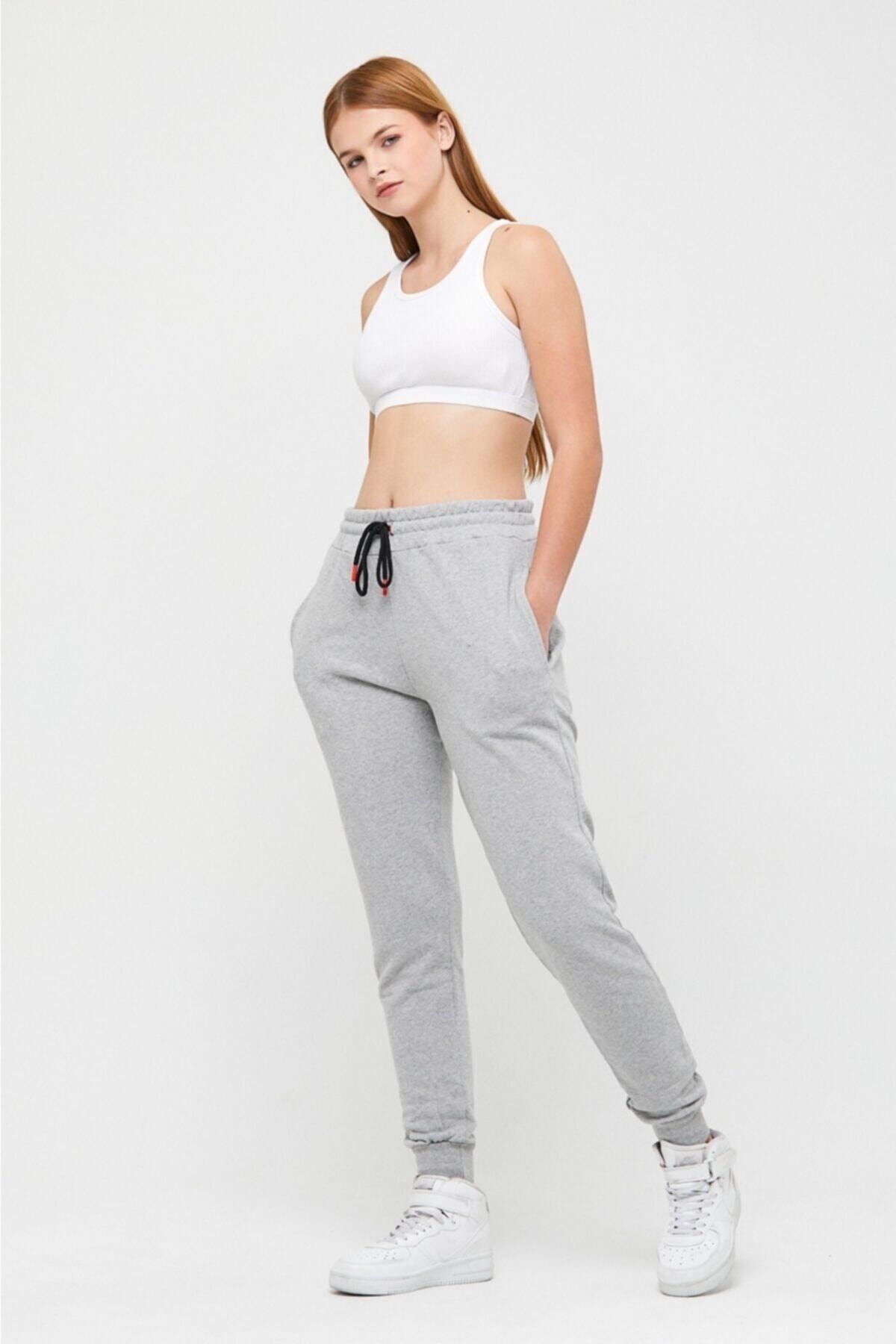 İnsane Minds-Women's Light Gray Slim Fit Tracksuit with Elastic Legs 4