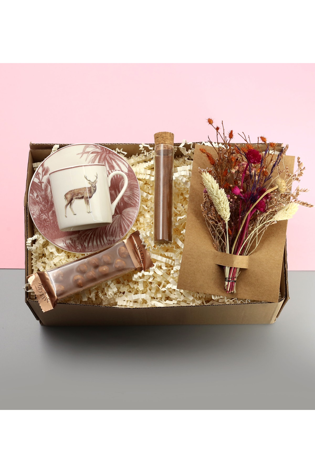 Jungle Coffee Cup & Tube Turkish Coffee & Melodi Hazelnut Milk Chocolate & Floral Card