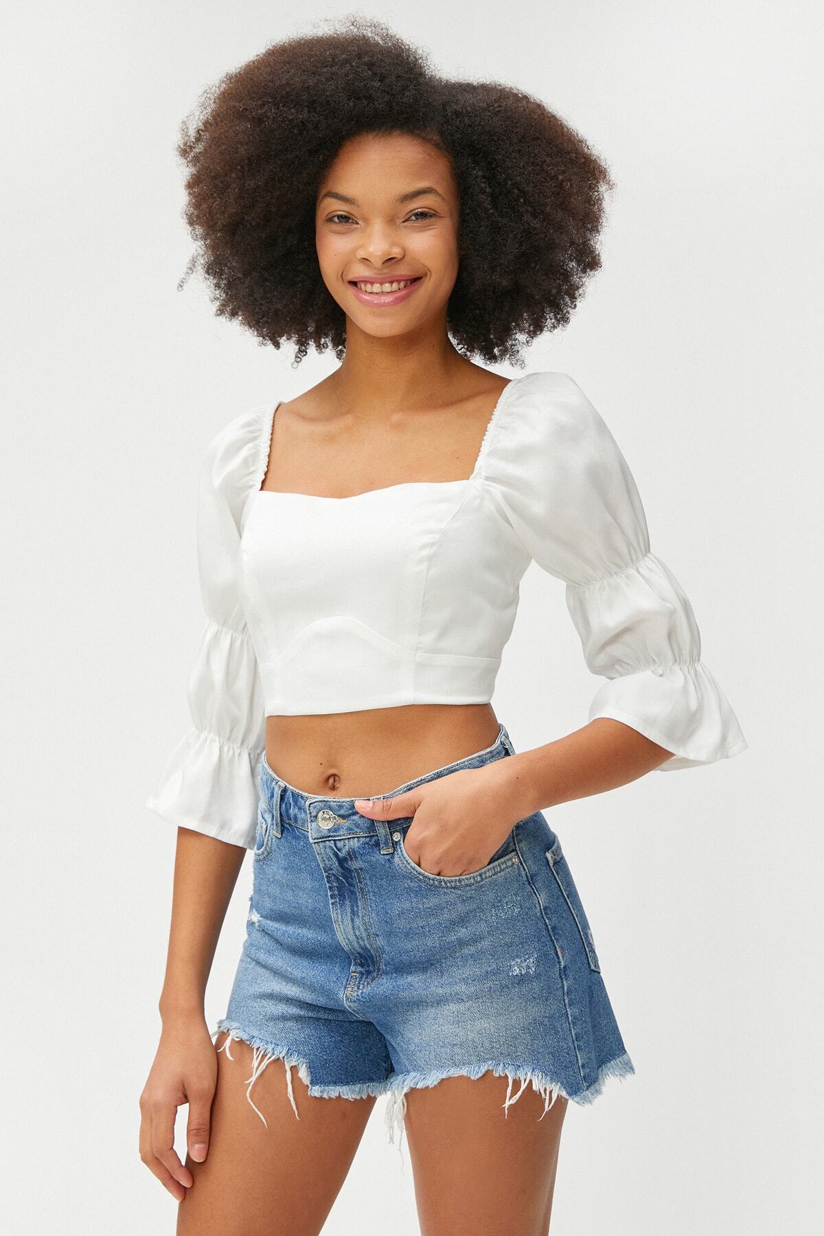 complete the look image