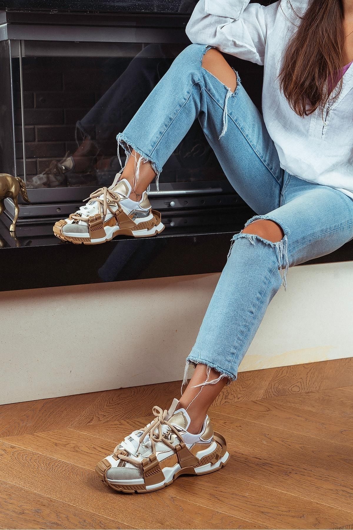 Matte discount nude shoes