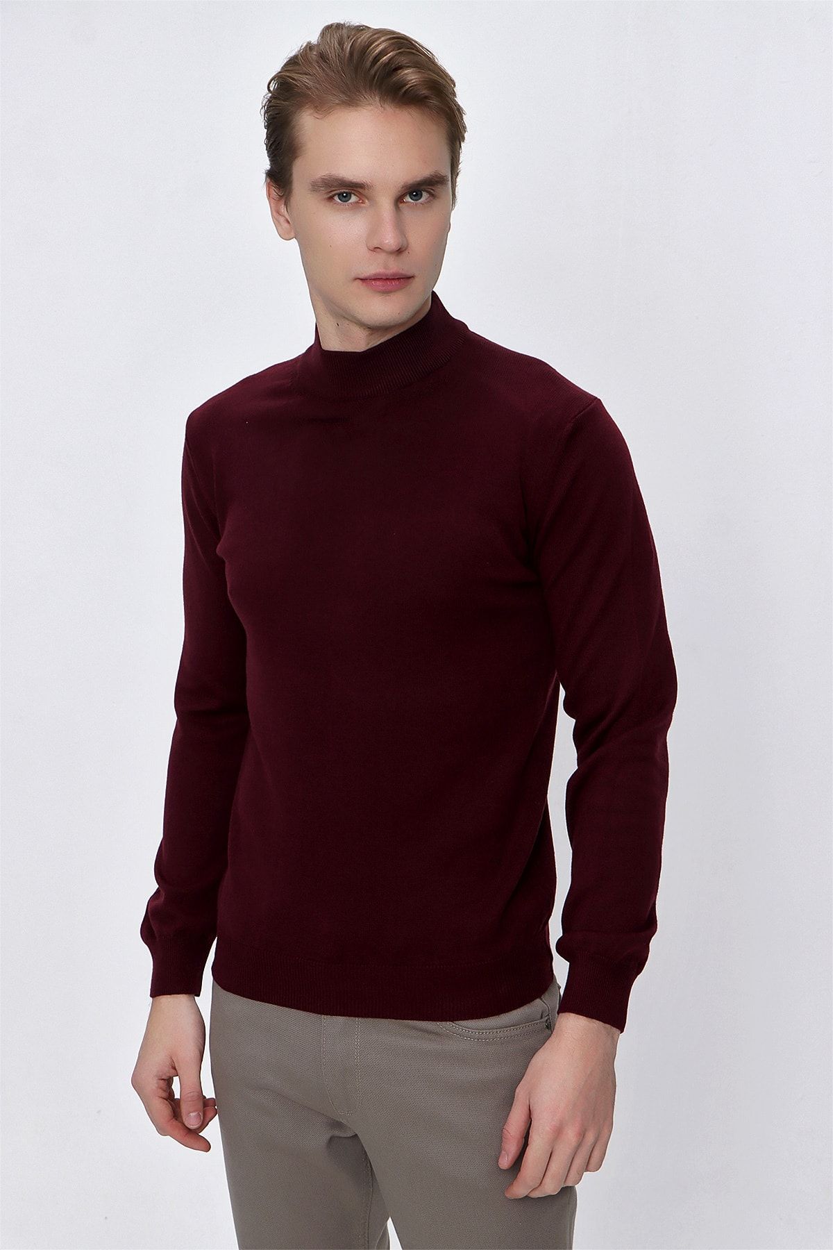 Dark red turtleneck on sale mens