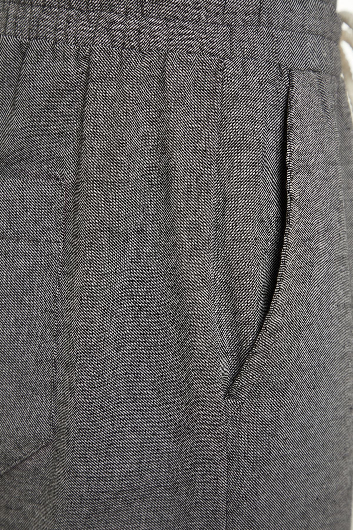 Trendyol Collection-Schwarze Hose mit doppeltem Bein und elastischem Bund, TMNSS22PL0029 8