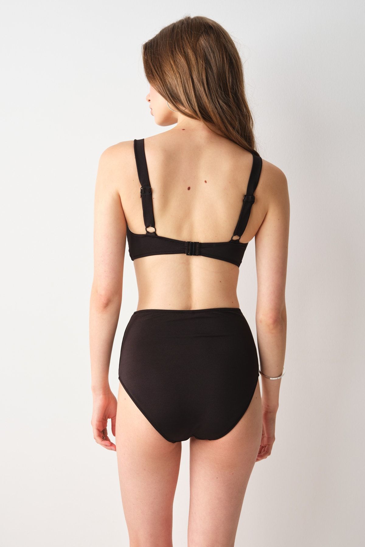 No Gossip Plank Alttan Agraflı Deri Baskılı Kadın Sporcu String Bodysuit  Ngawb21026 Astarlı Fiyatı, Yorumları - Trendyol