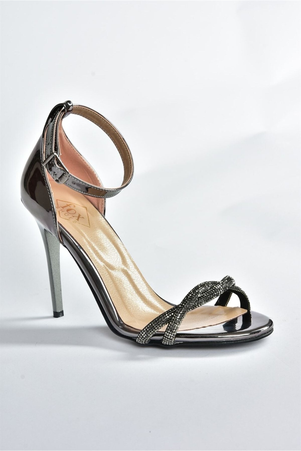 Fox Shoes-Дамски вечерни обувки с тънки токчета Platinum Mirror Stone M752121334 4