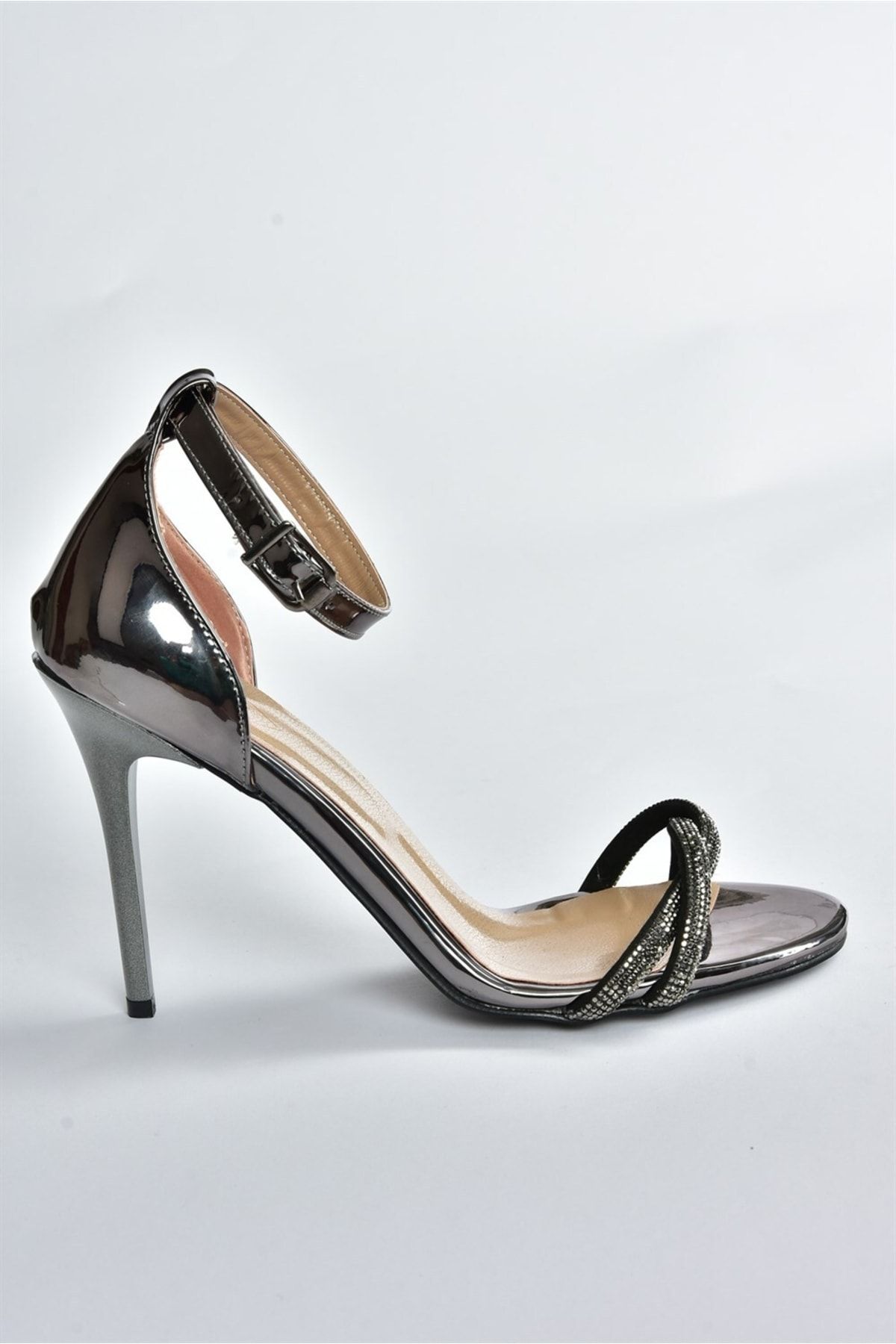 Fox Shoes-Дамски вечерни обувки с тънки токчета Platinum Mirror Stone M752121334 5