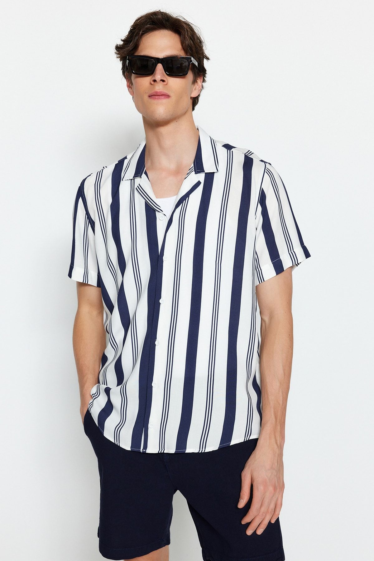 Trendyol Collection Hemd Dunkelblau Regular Fit