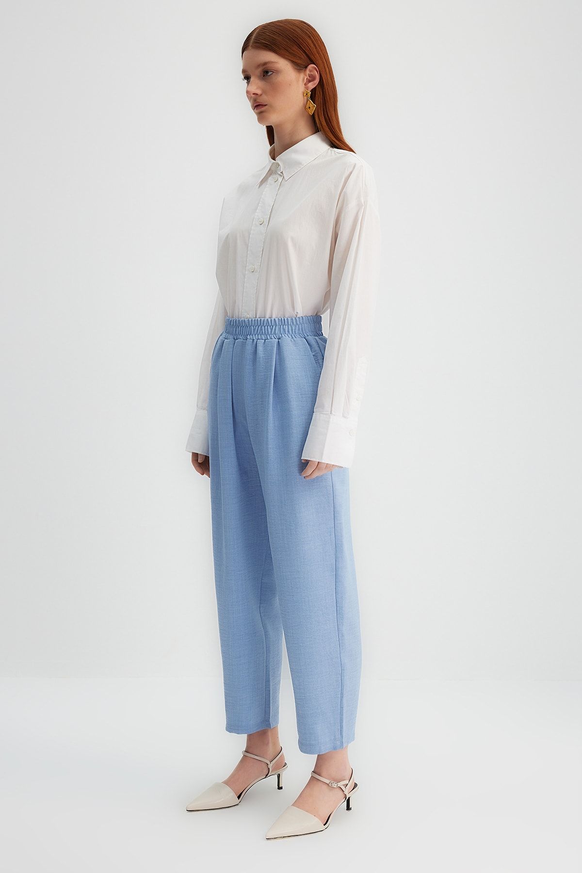 Trendyol Modest-X Kevser Sarıoğlu kék elasztikus derék szőtt nadrág TCLSS23TP00007 2
