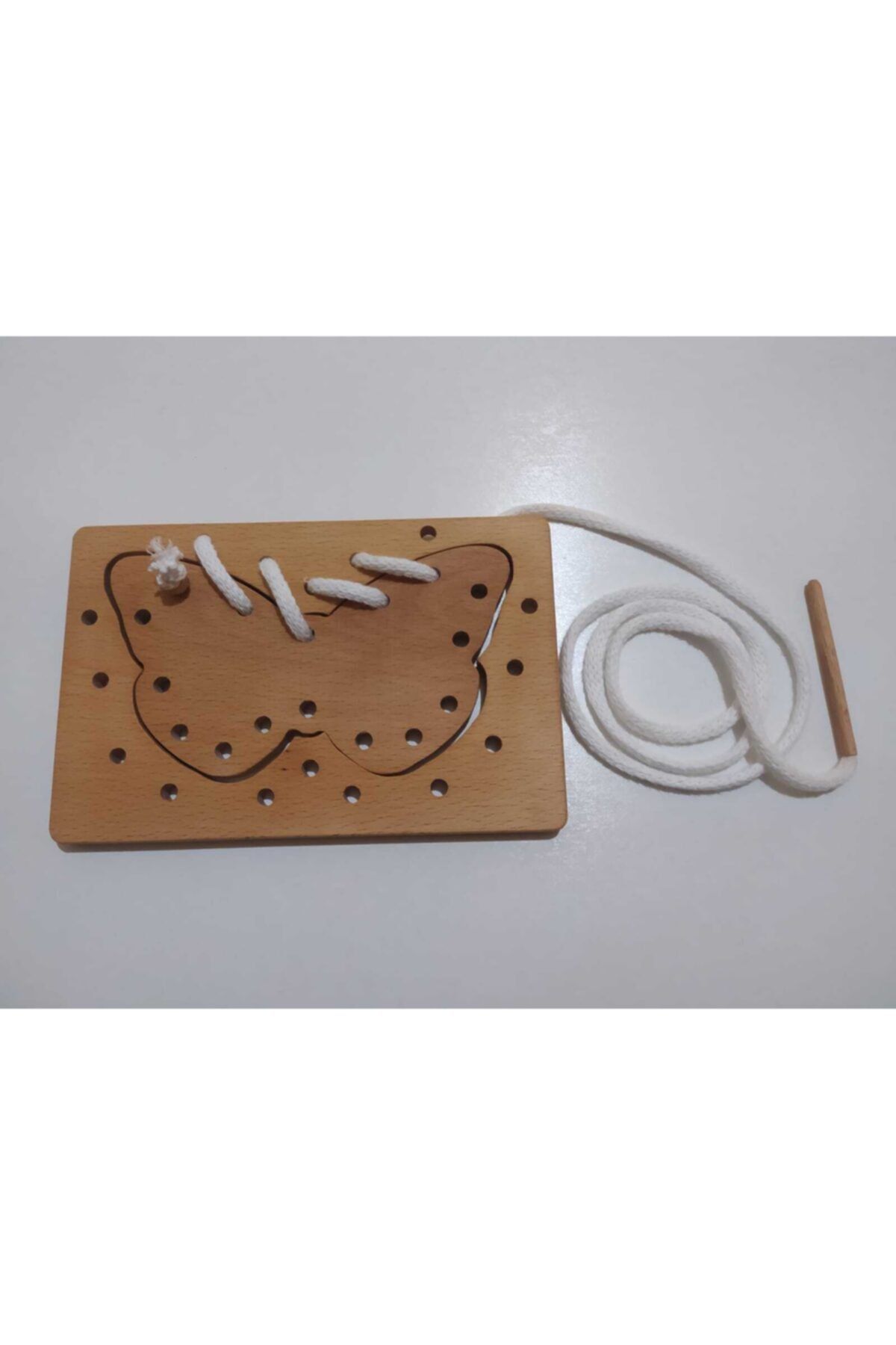 Montessori Gemisi-Threading Puzzle - Butterfly 2