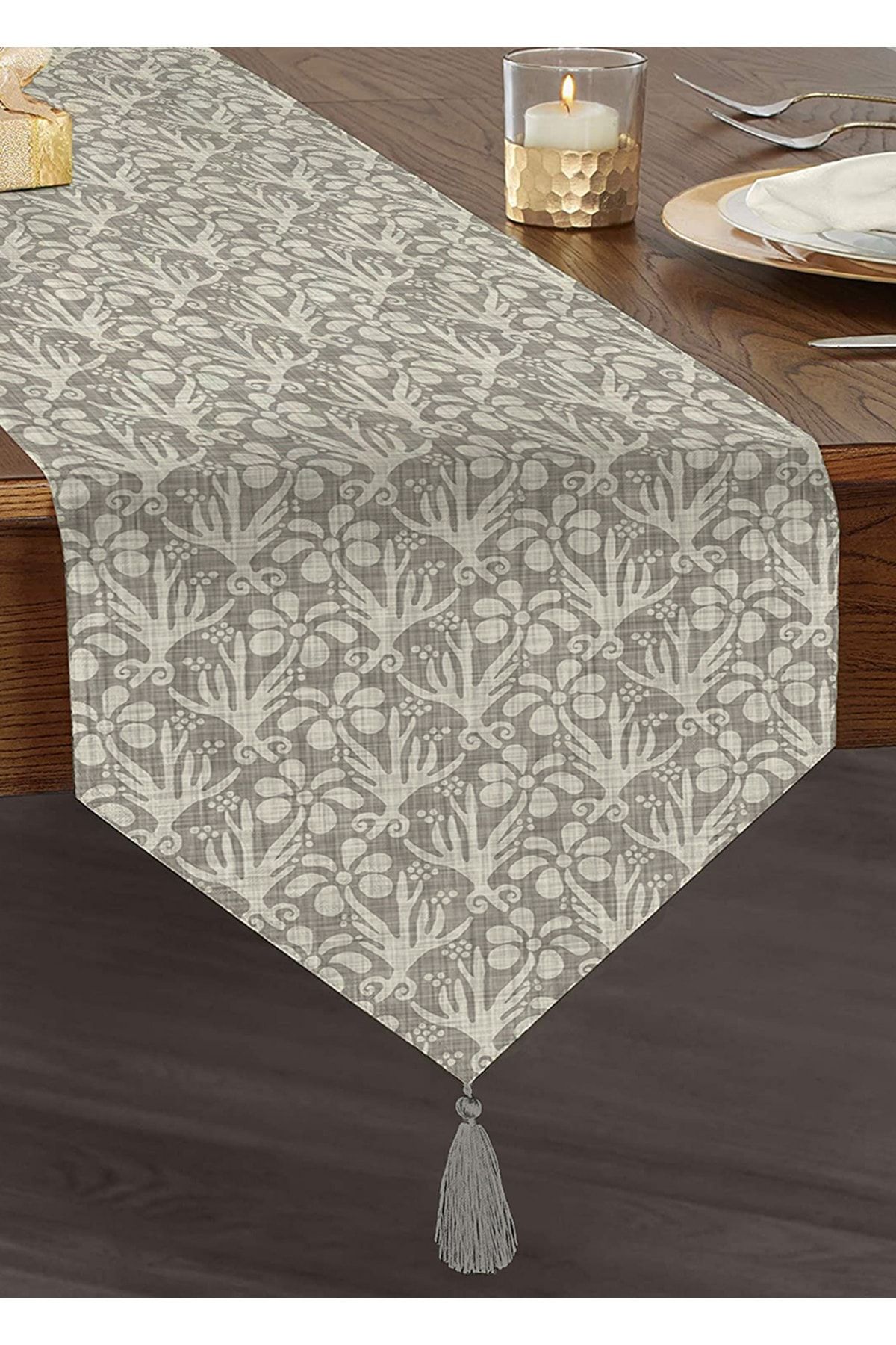 Realhomes Alergăre Triunghiular Din Chenille Cu Ciucuri Cu Design Special, Cu Motive De Flori Și Ramuri Pe Fundalul De Blugi Gri - One Size