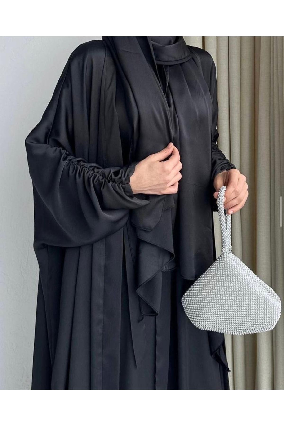 Ipek abaya top