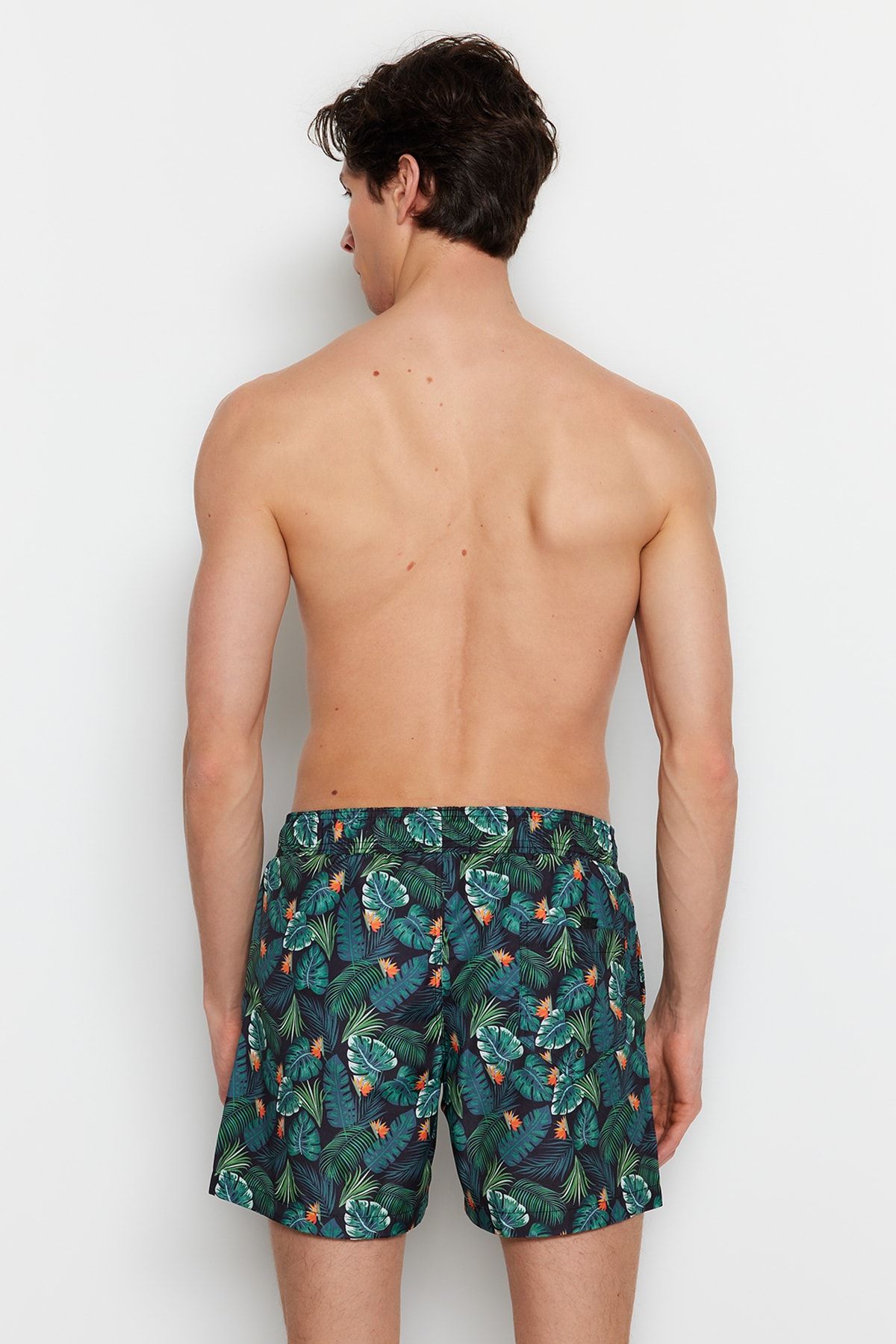 Trendyol Collection-Grüner Badeanzug mit tropischem Aufdruck - Badeshorts in Standardgröße TMNSS21DS0013 5
