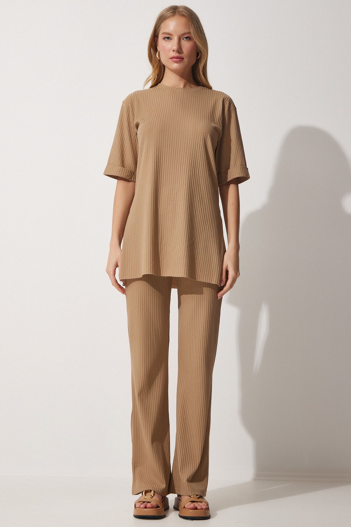 Happiness İstanbul-Damen-Set aus geripptem, flexiblem Strickoberteil und -unterteil in Keksform KH00086 3