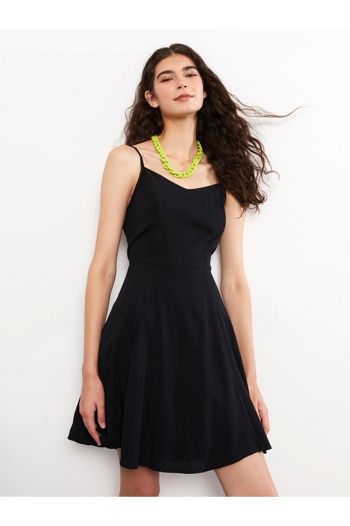LC Waikiki Kleid Grün A-Linie