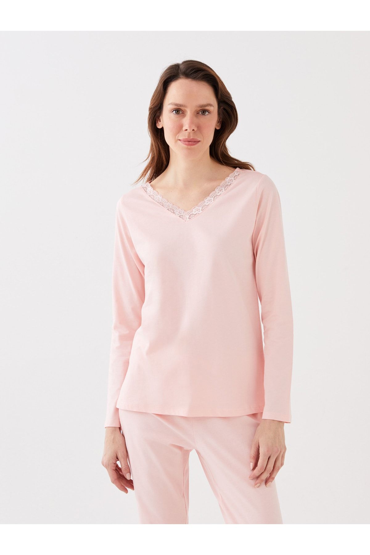LC Waikiki-Pyjama-Set mit V-Ausschnitt und Spitzendetail für Damen 2