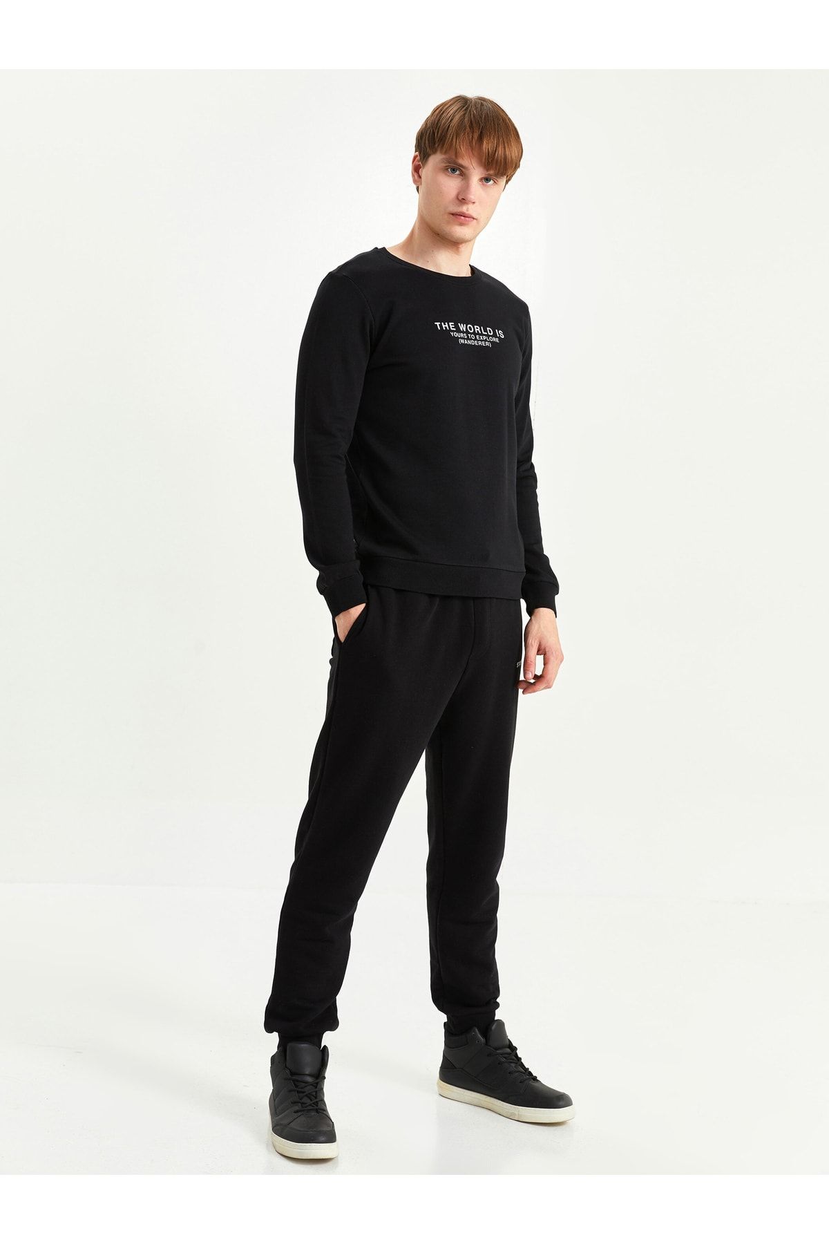 LC Waikiki Sweatshirt Grün Regular Fit Fast ausverkauft