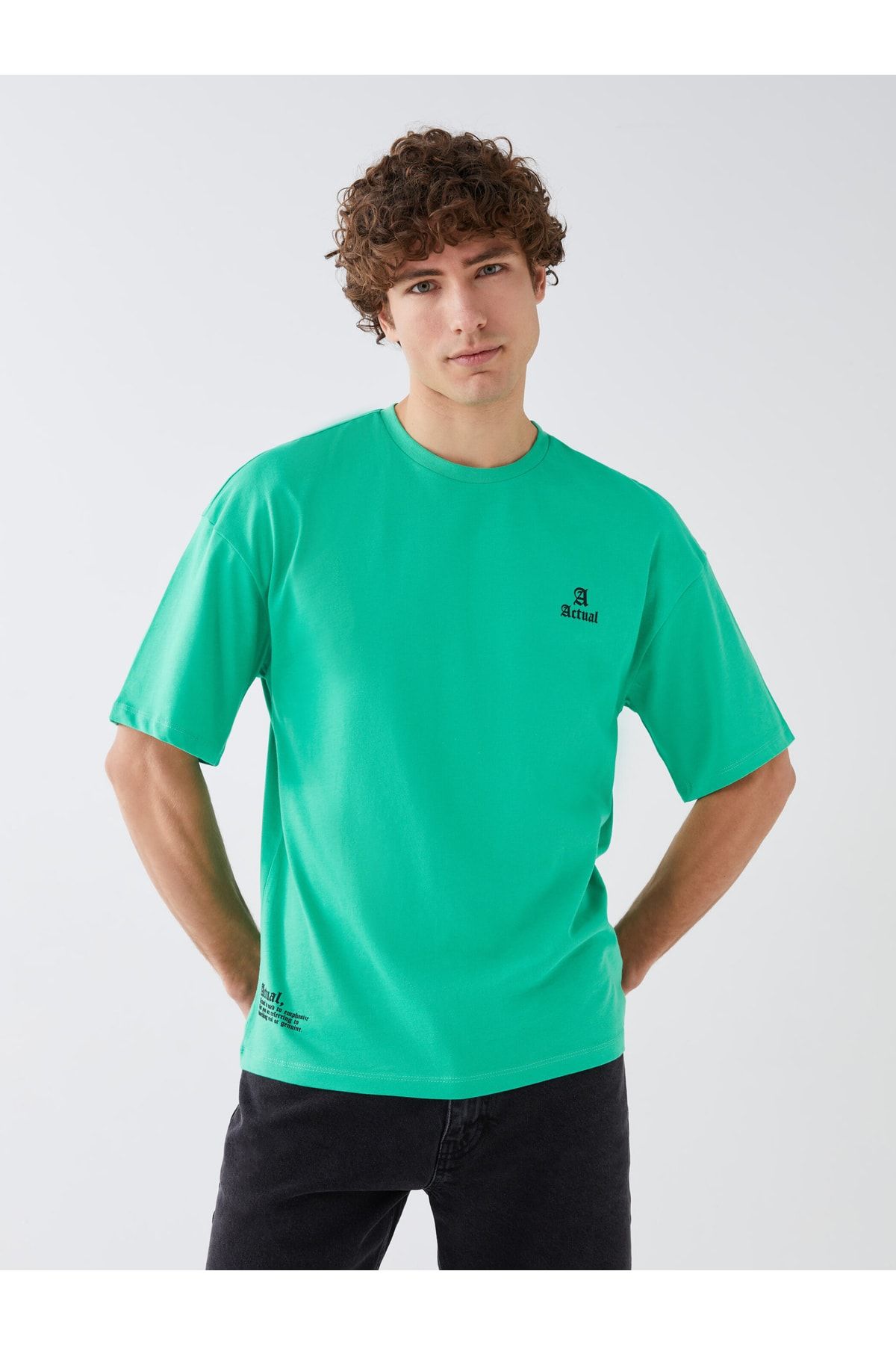 LC Waikiki T-Shirt Grün Regular Fit Fast ausverkauft