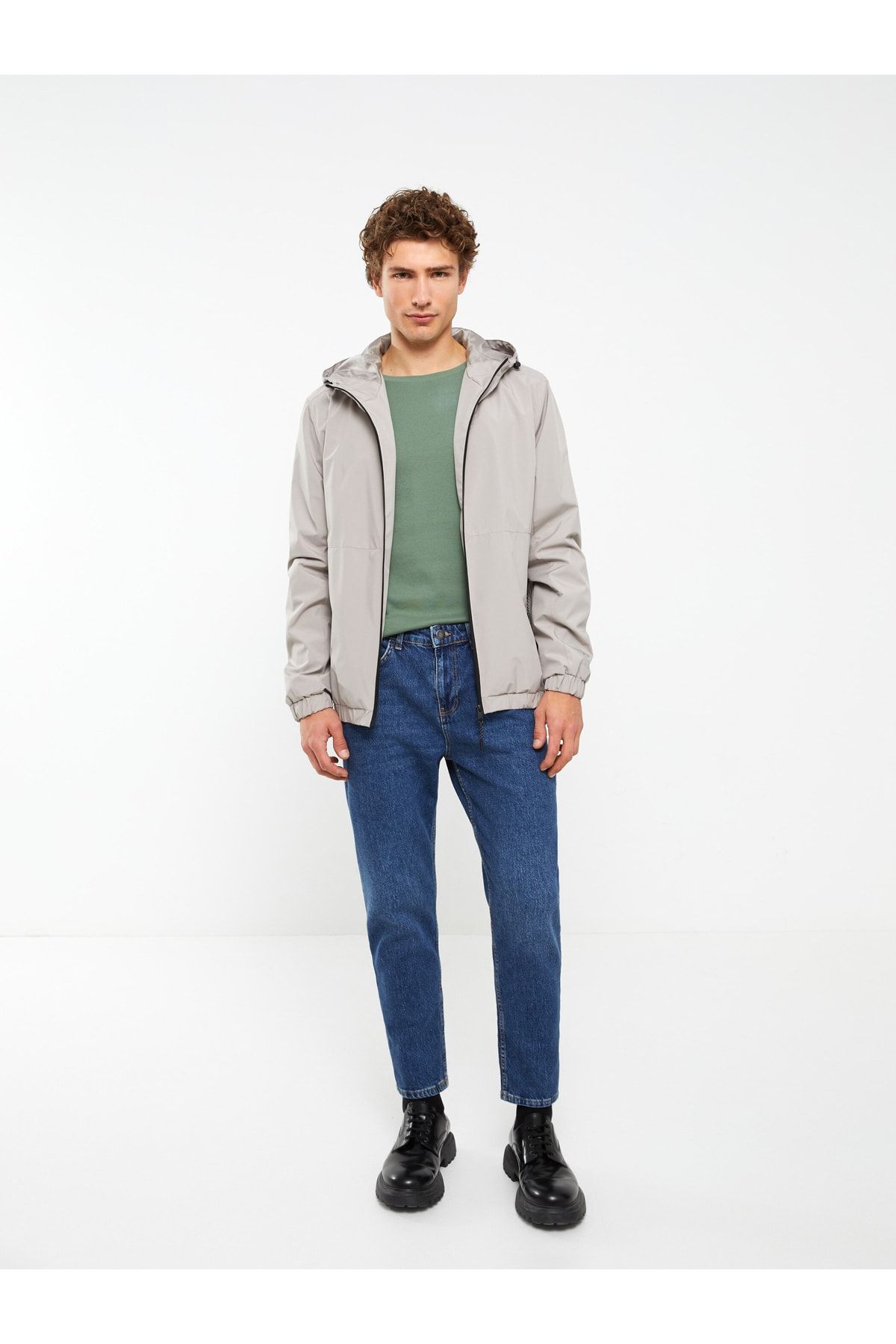 complete the look image