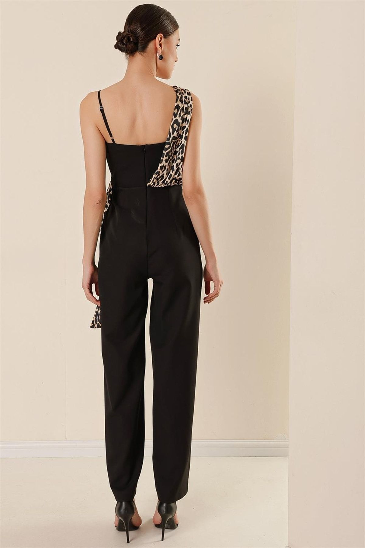 Thick outlet strap jumpsuit