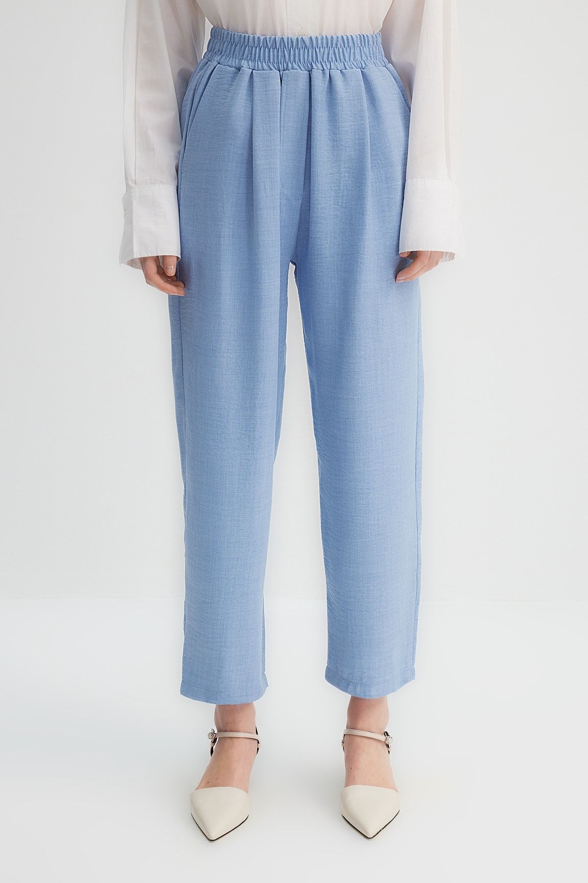 Trendyol Modest-X Kevser Sarıoğlu kék elasztikus derék szőtt nadrág TCLSS23TP00007 4