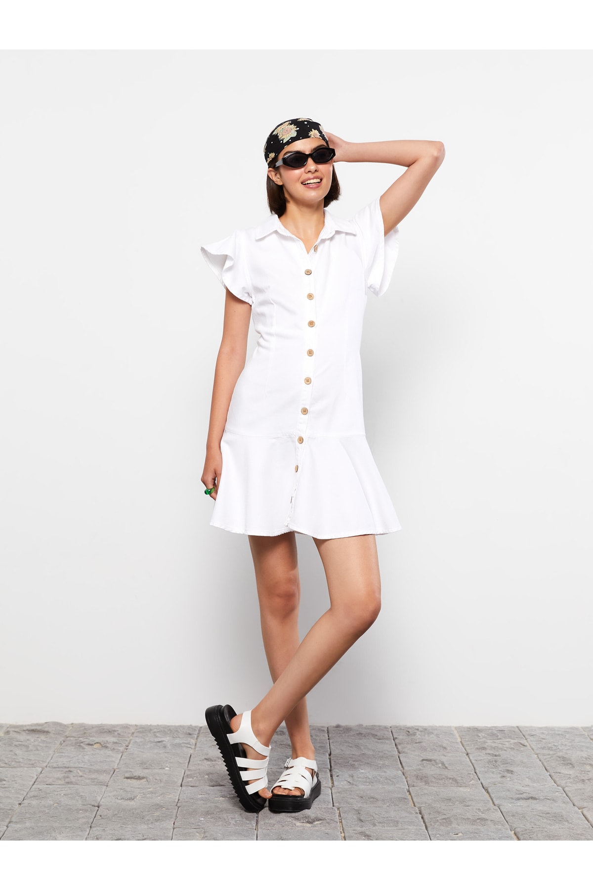 LC Waikiki Kleid Weiß A-Linie Fast ausverkauft
