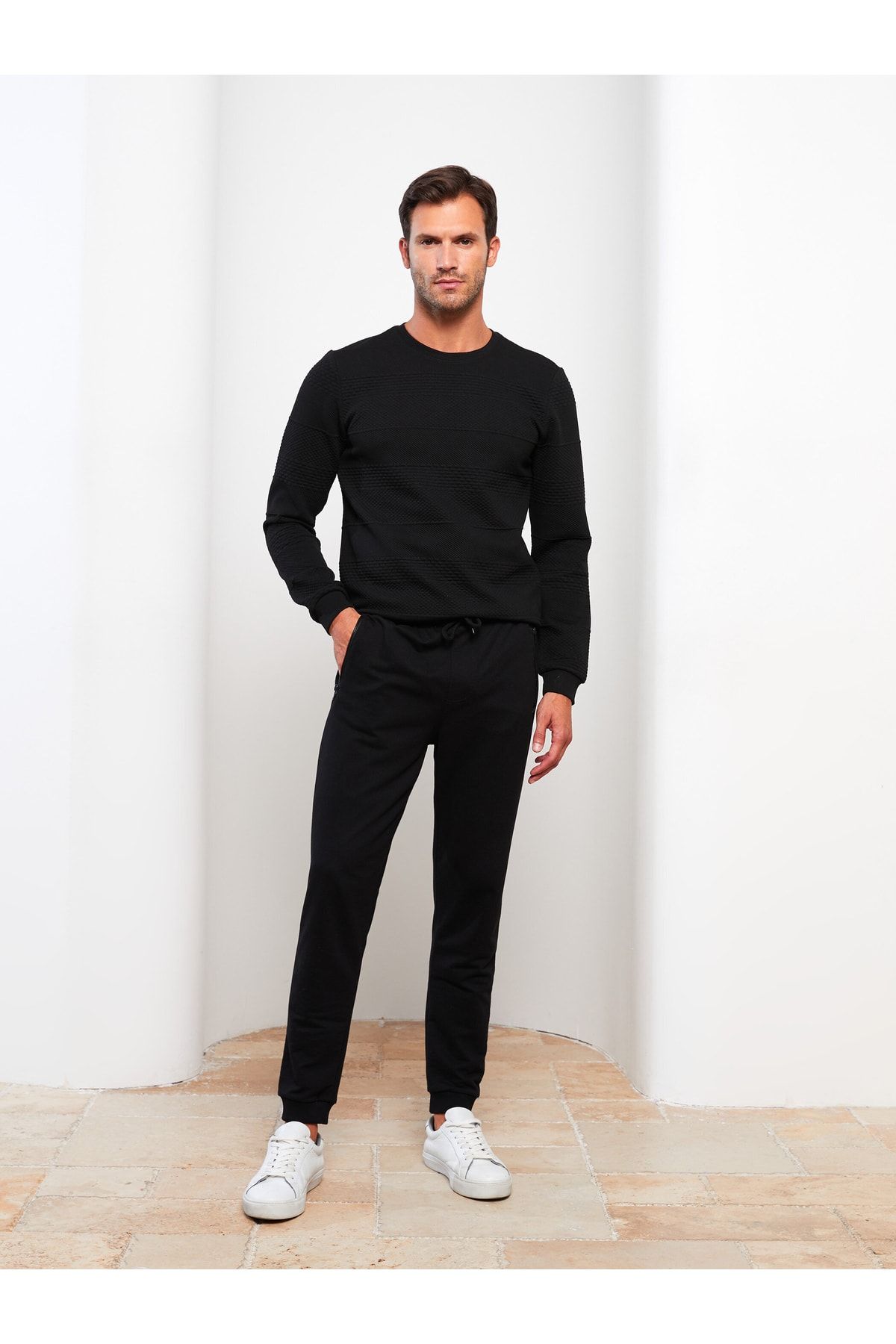 complete the look image