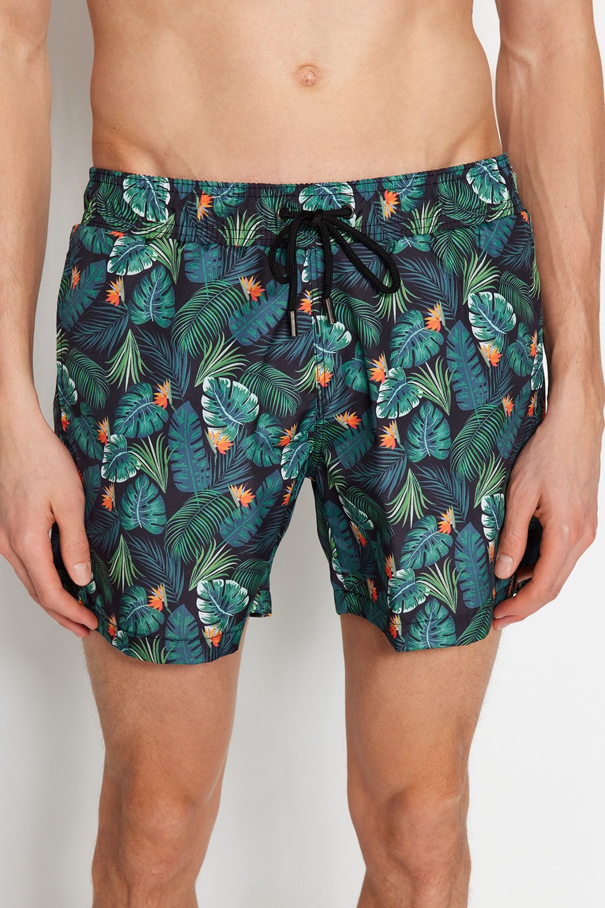 Trendyol Collection-Grüner Badeanzug mit tropischem Aufdruck - Badeshorts in Standardgröße TMNSS21DS0013 4
