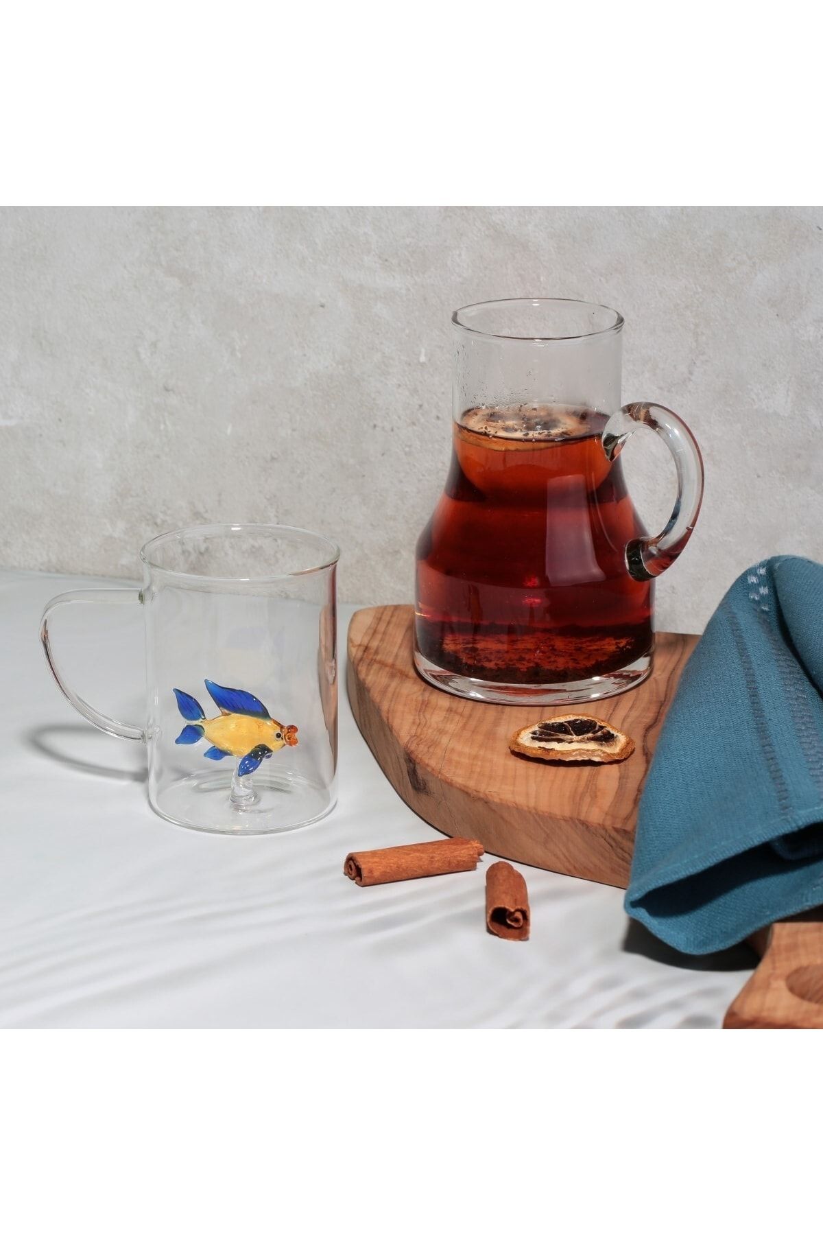 ADAMODART-Fish Design Decorative Borosilicate Glass Mug Single 3