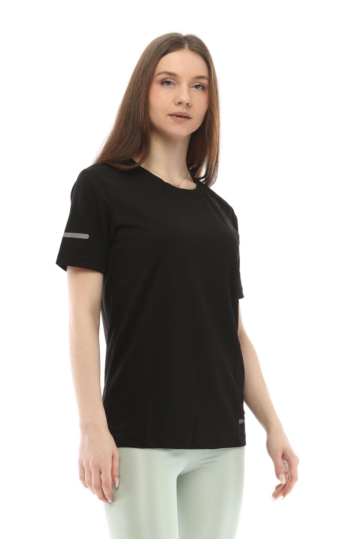 Athletic regular fit quick dry on sale tee