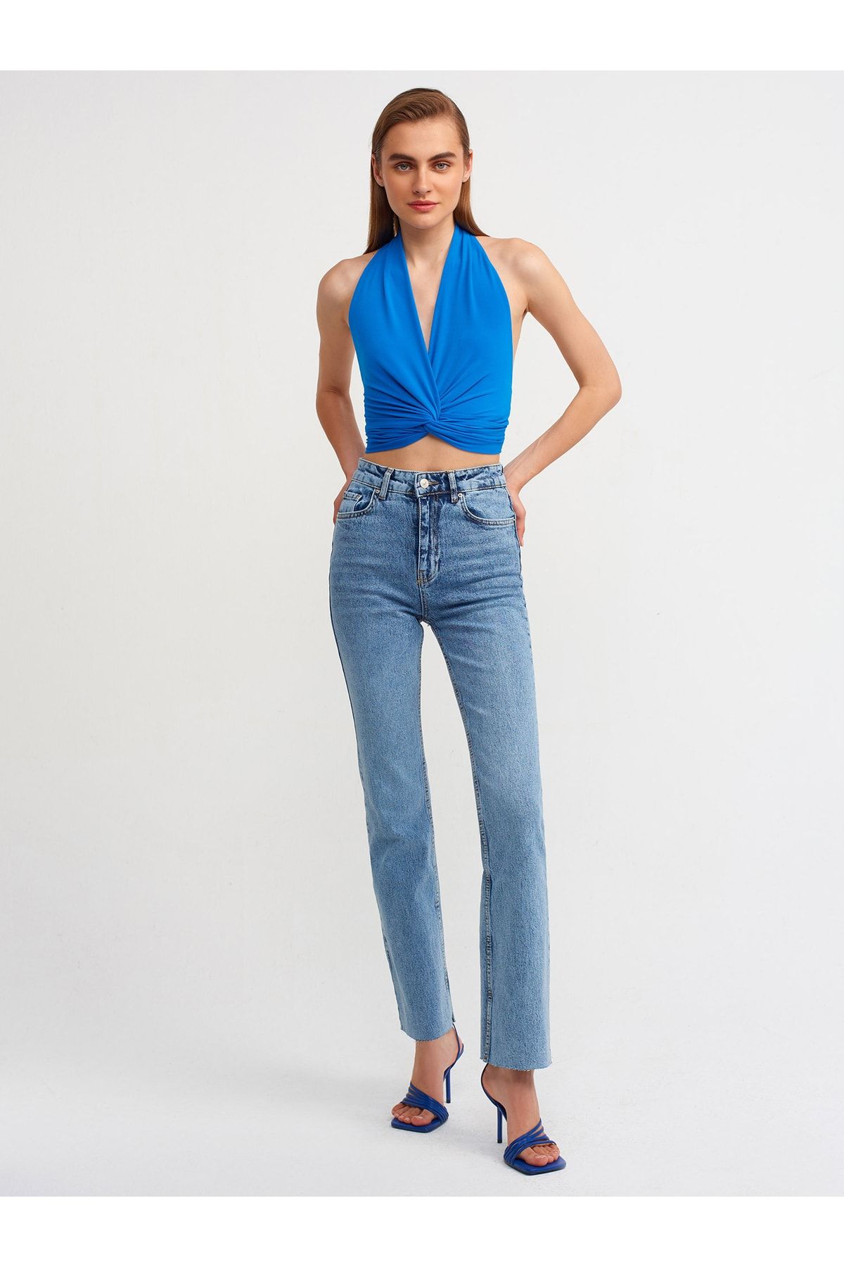 complete the look image