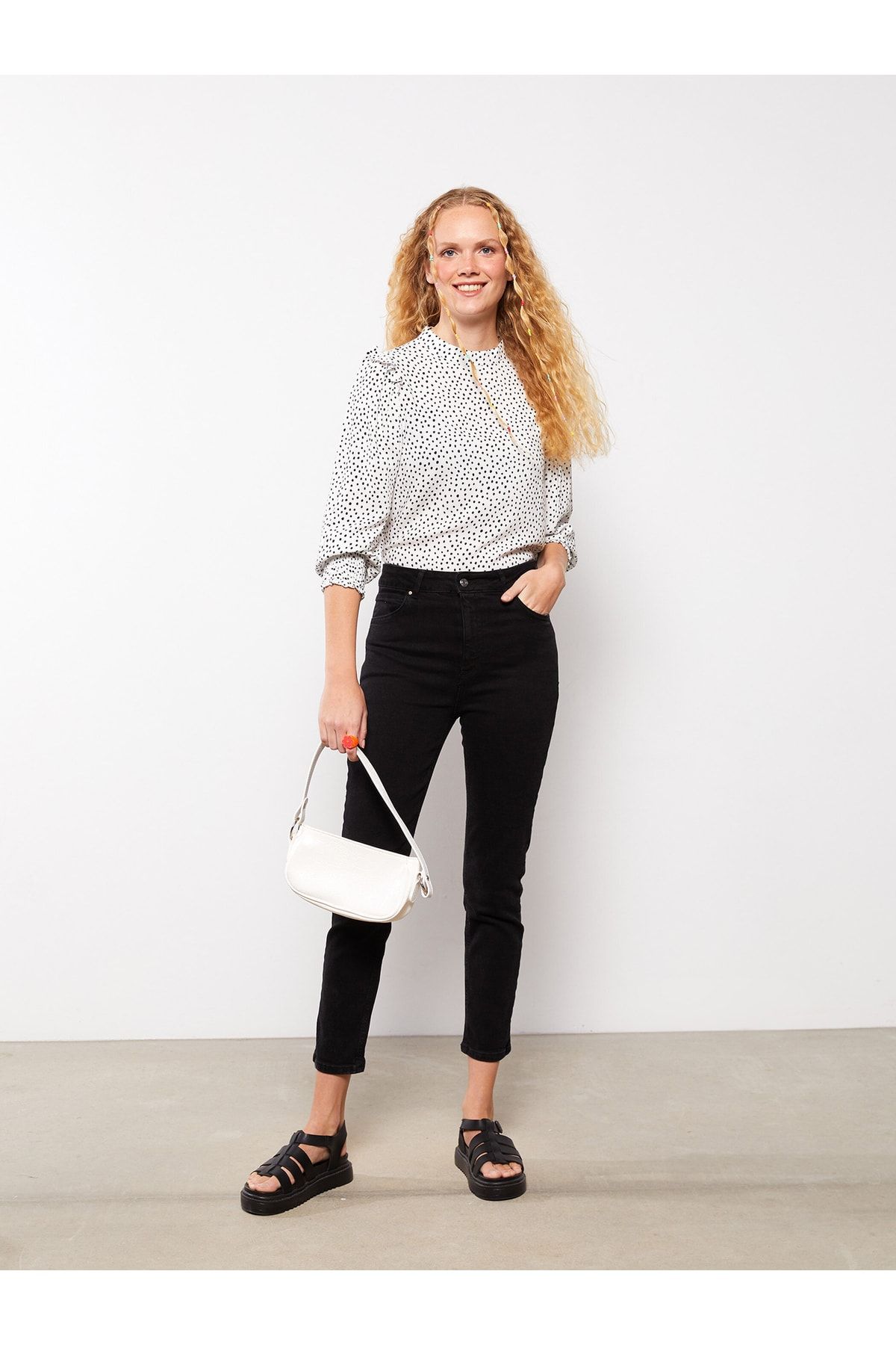 complete the look image