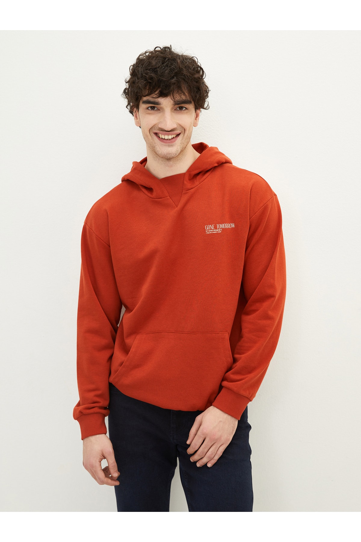 سویشرت مردانه نارنجی ال سی وایکیکی | S22983Z8S1V اورجینال - تصویر 3