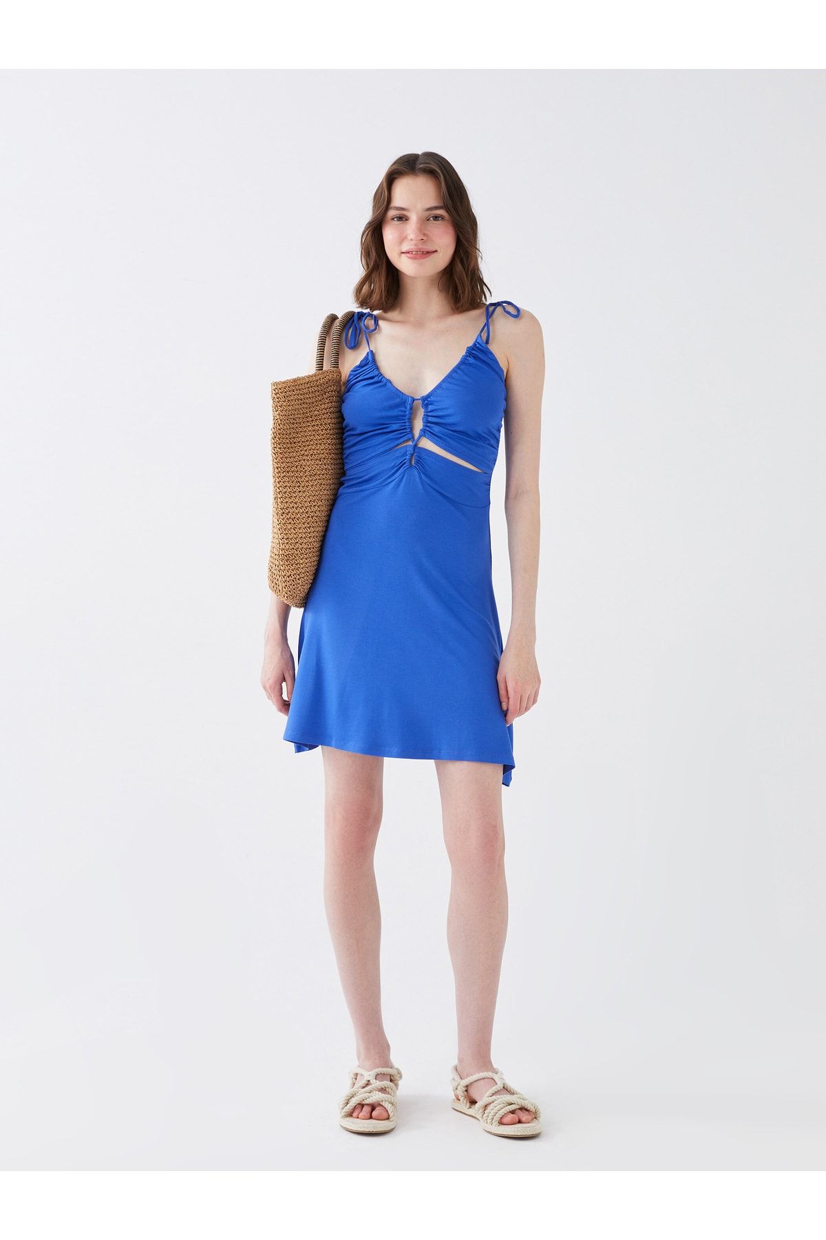 LC Waikiki-Strandkleid mit V-Ausschnitt und Seilträgern für Damen 3