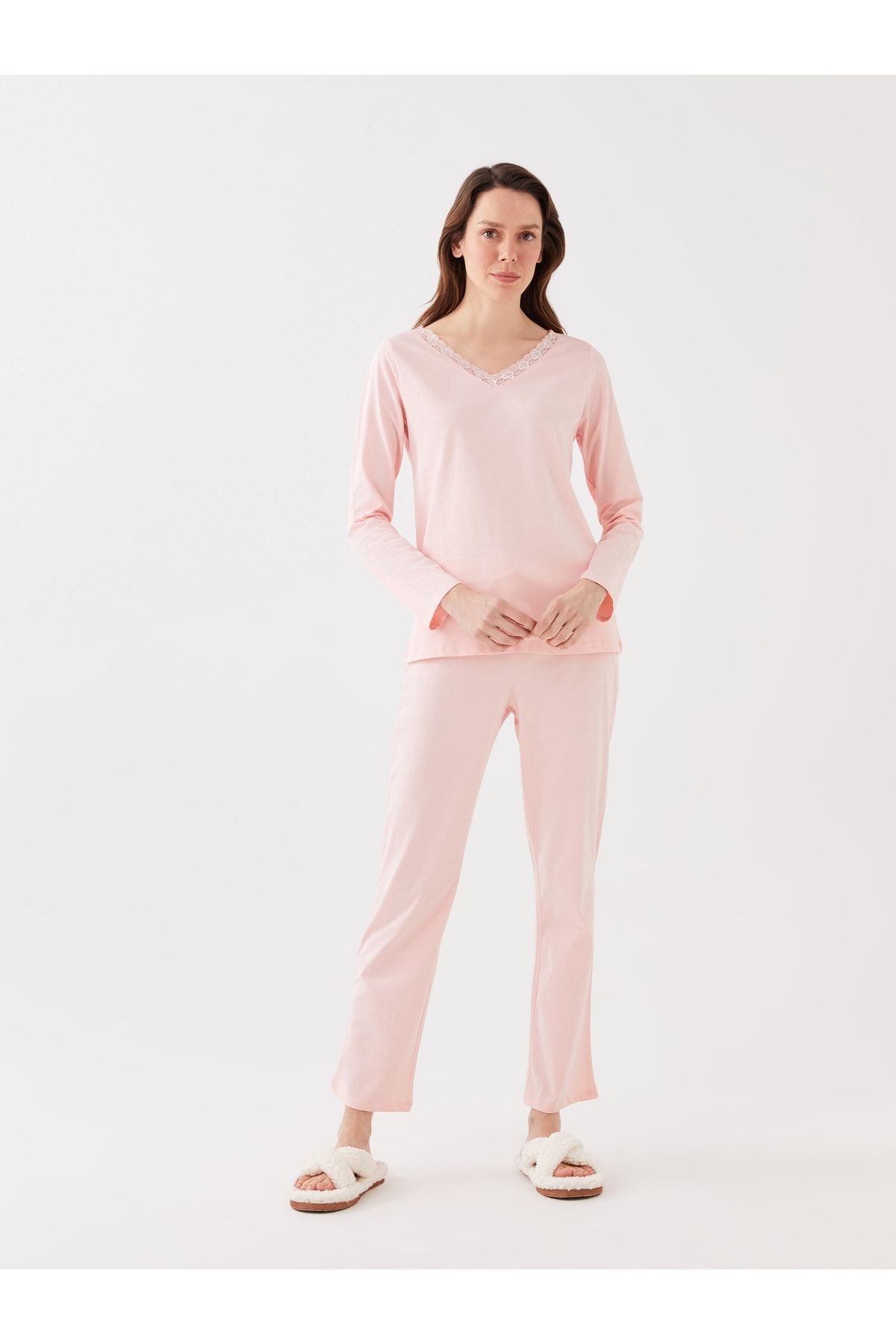 complete the look image