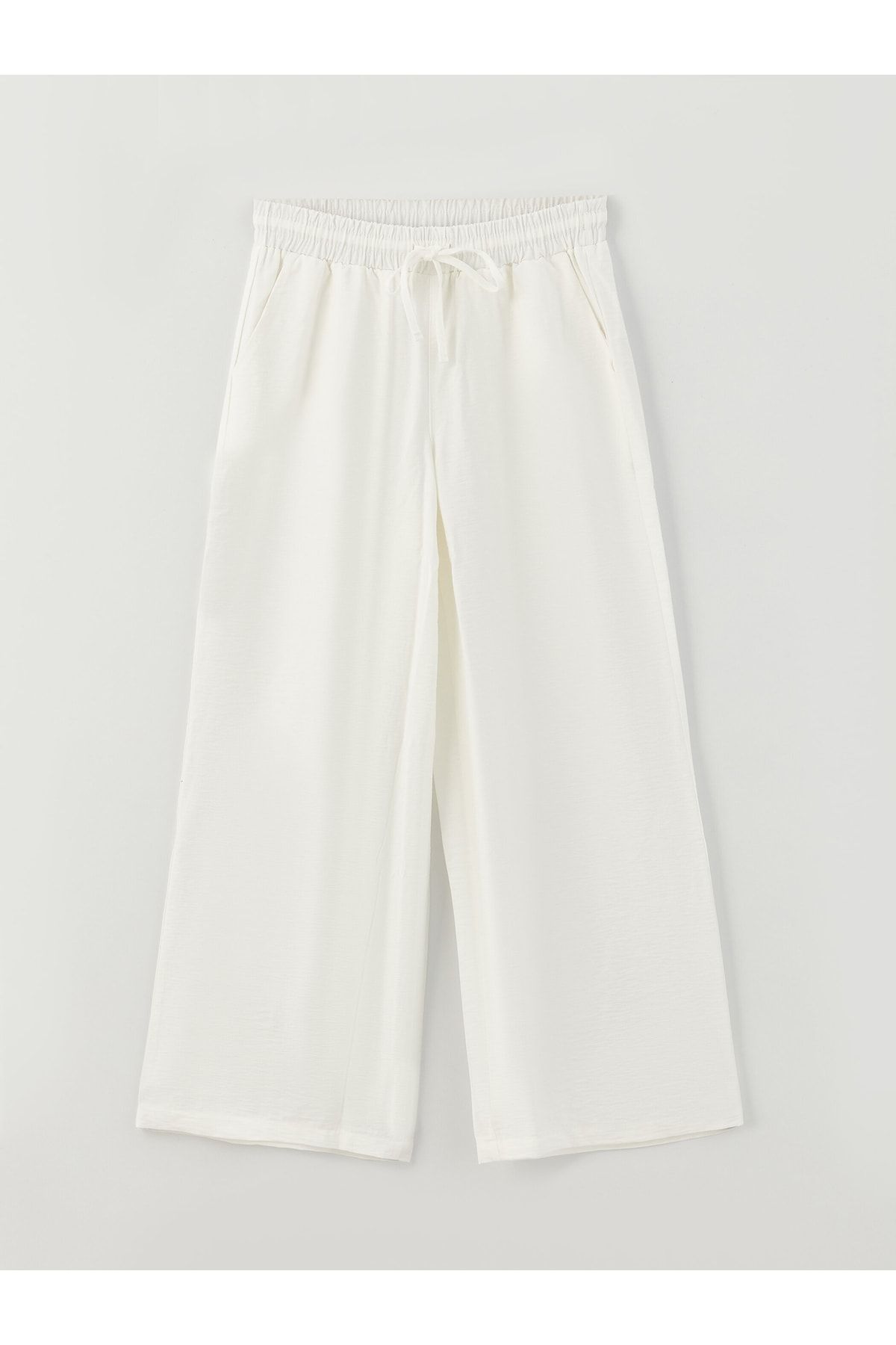LC Waikiki Hose Ecru Relaxed Fast ausverkauft